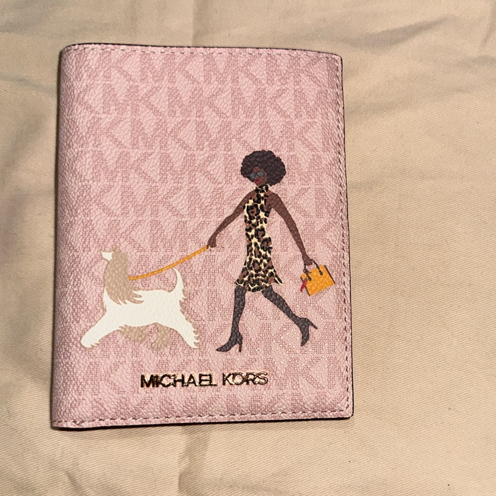 Michael Kors Passport wallet